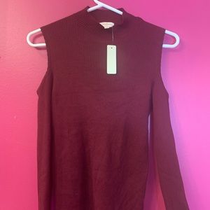 Fashion Nova Knitted sweater cold shoulder